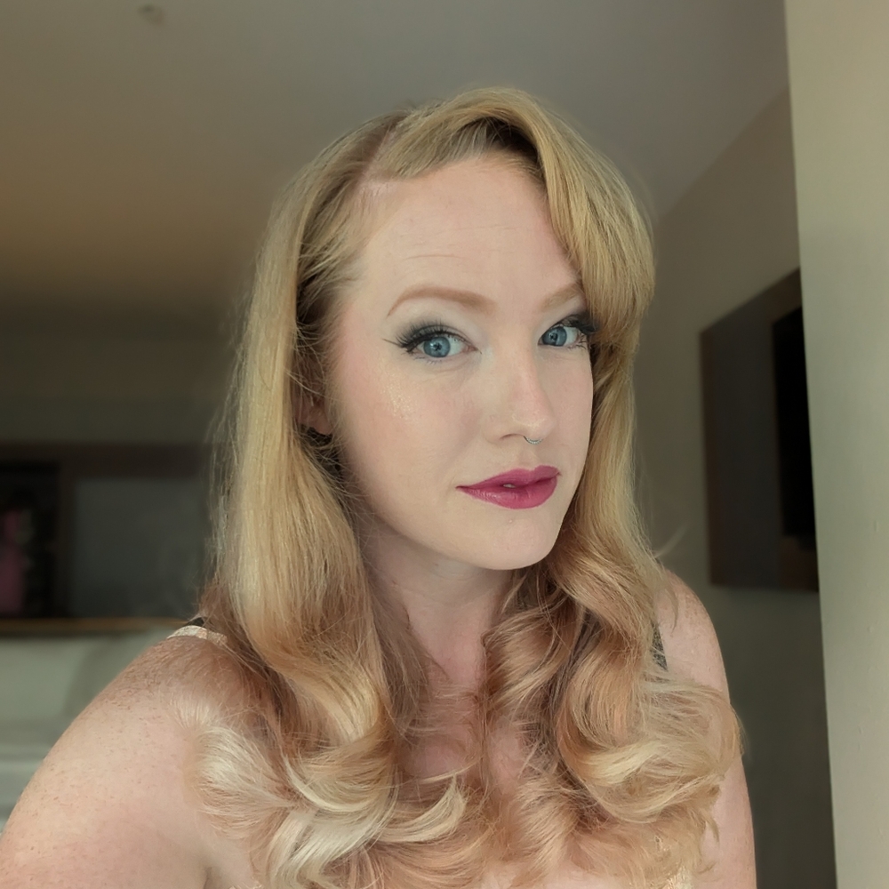 Meet your Posher, Shelbie